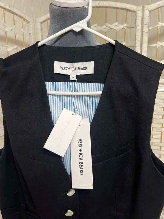 Veronica Beard Black Tailored Button Vest - Picture 2 of 8